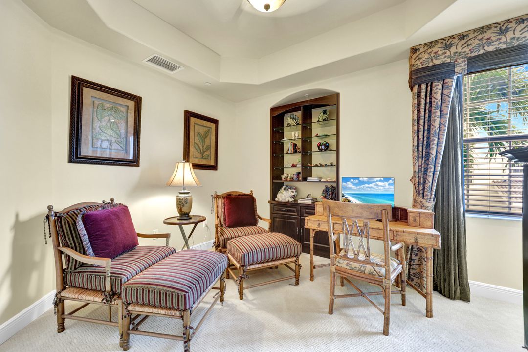 530 Avellino Isles Cir #7201, Naples, FL 34119