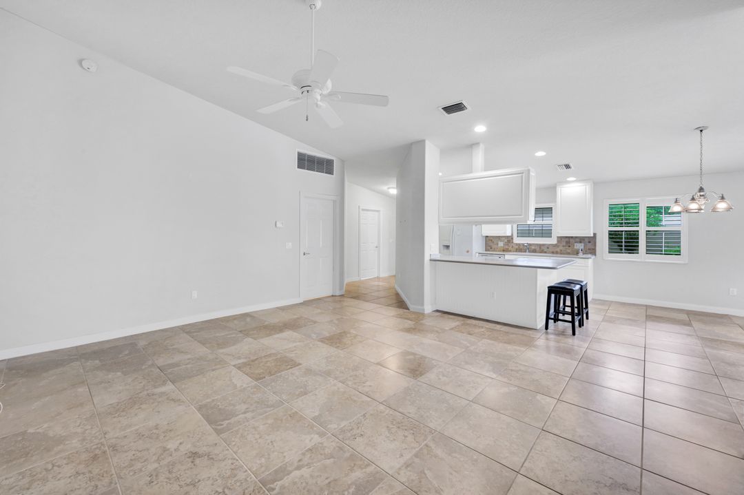 28820 Xenon Way, Bonita Springs, FL 34135