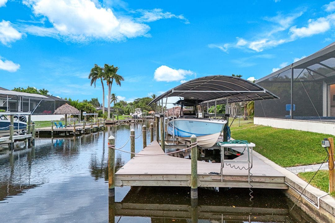 5130 Atlantic Ct, Cape Coral, FL 33904