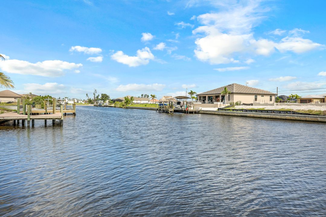 3313 Embers Pkwy W, Cape Coral, FL 33993