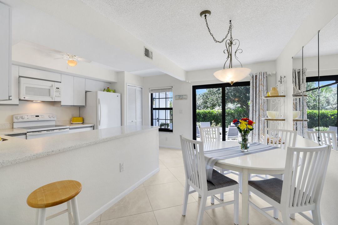 138 Marco Villas S #V5, Marco Island, FL 34145