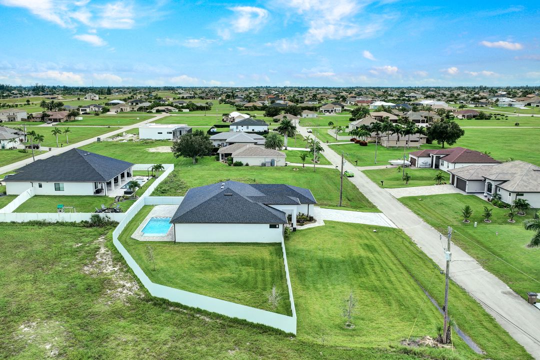 1639 NW 33rd Ave, Cape Coral, FL 33993