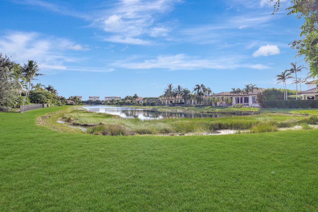 2249 Miramonte Ct, Naples, FL 34105