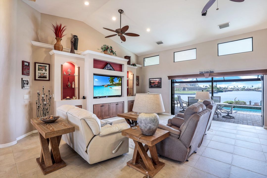 4702 SW 25th Ct, Cape Coral, FL 33914