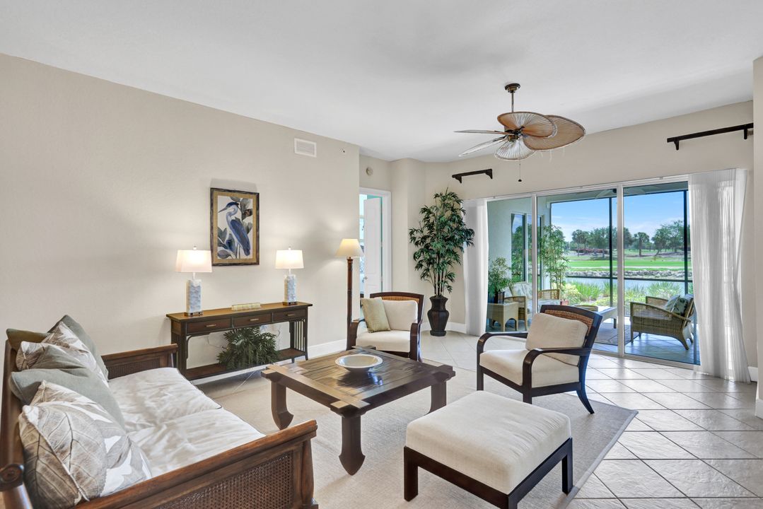 9038 Cascada Way #102, Naples, FL 34114