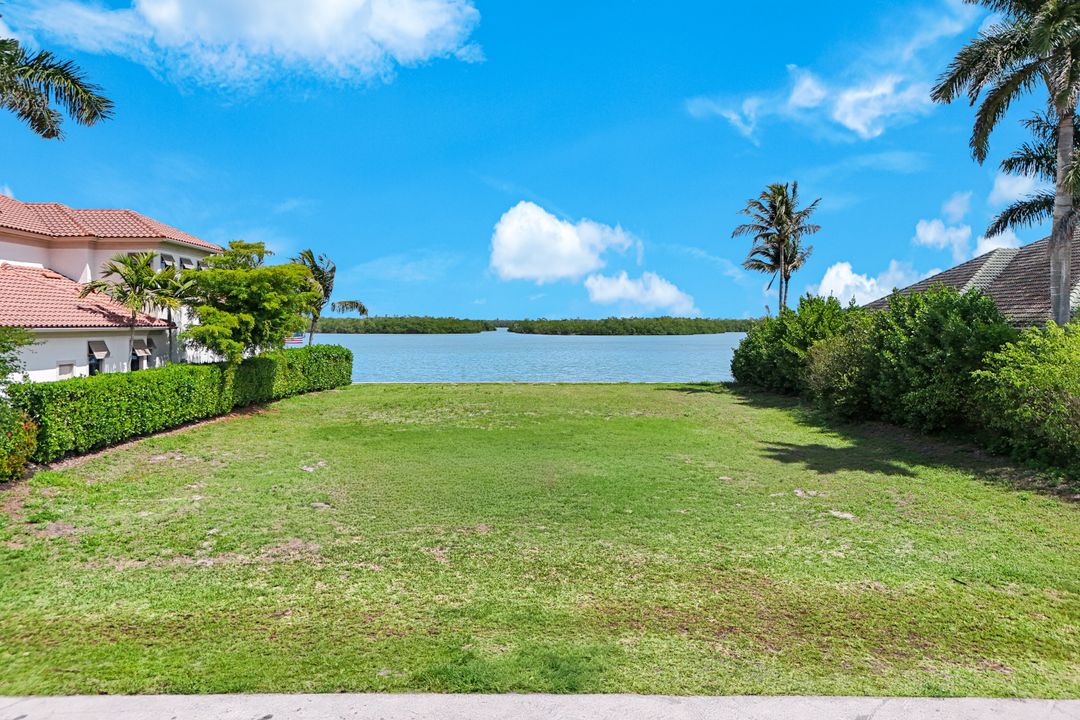 153 Stillwater Ct, Marco Island, FL 34145