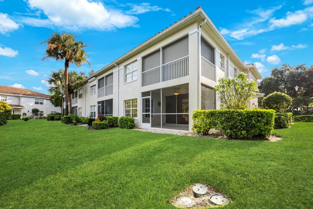 6825 Satinleaf Rd S #101, Naples, FL 34109