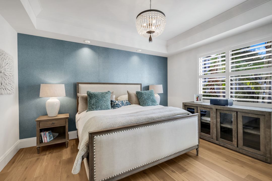 1035 3rd Ave S #310, Naples, FL 34102