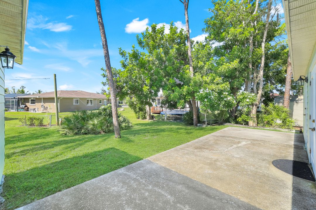 7576 Captiva Blvd, Fort Myers, FL 33967