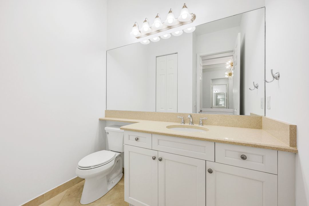 13670 Mandarin Cir, Naples, FL 34109