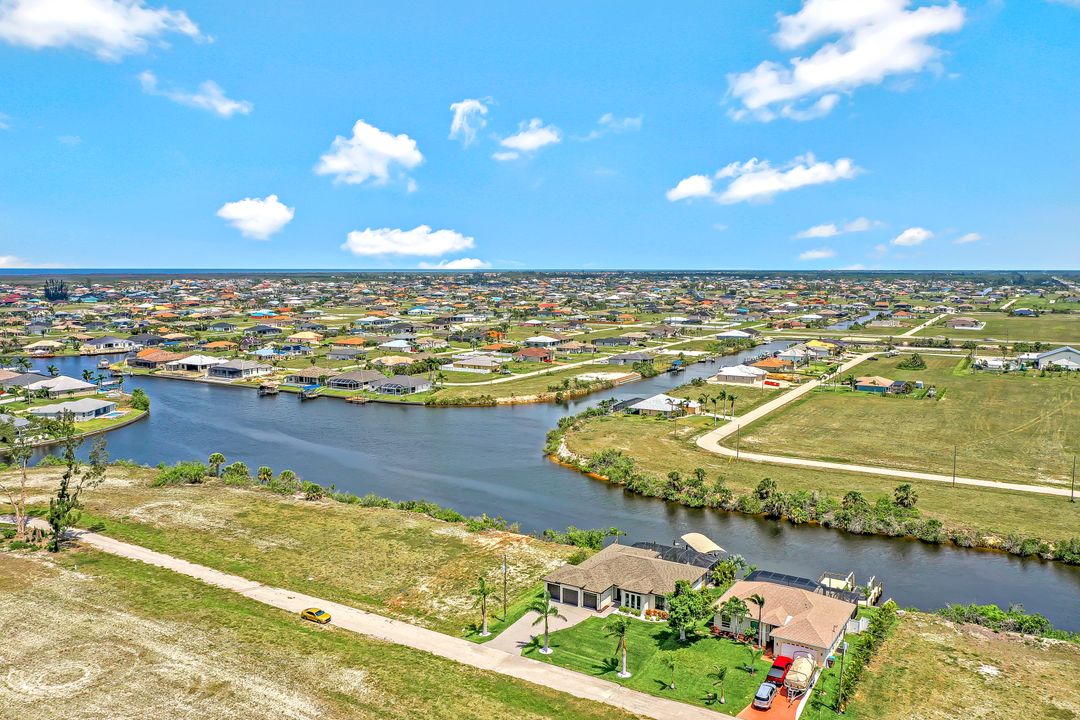 3213 NW 9th St, Cape Coral, FL 33993