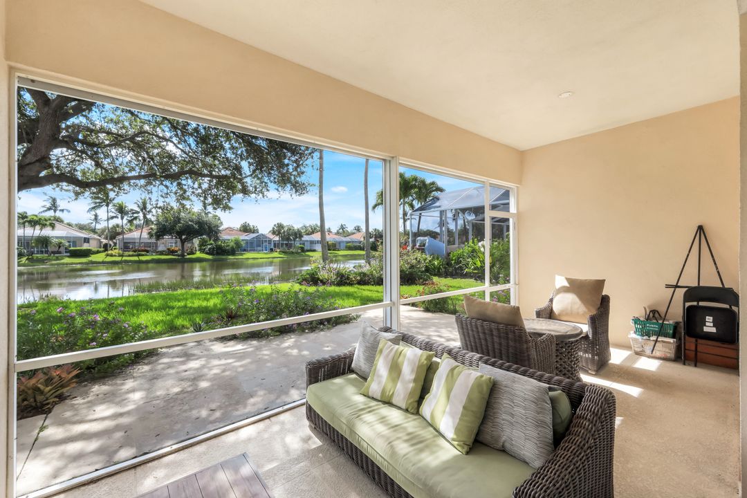 4772 Martinique Wy, Naples, FL 34119