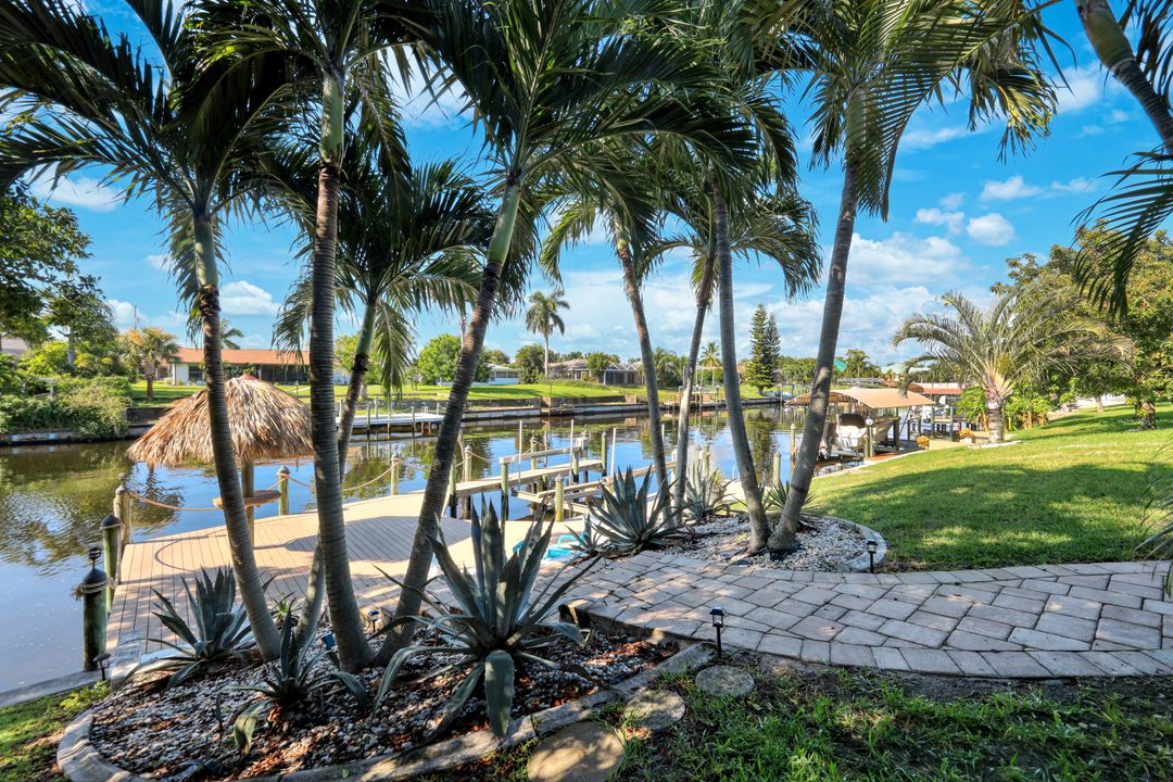 1426 SE 32nd St, Cape Coral, FL 33904