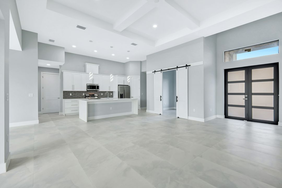 3840 NW 43rd Pl, Cape Coral, FL 33993