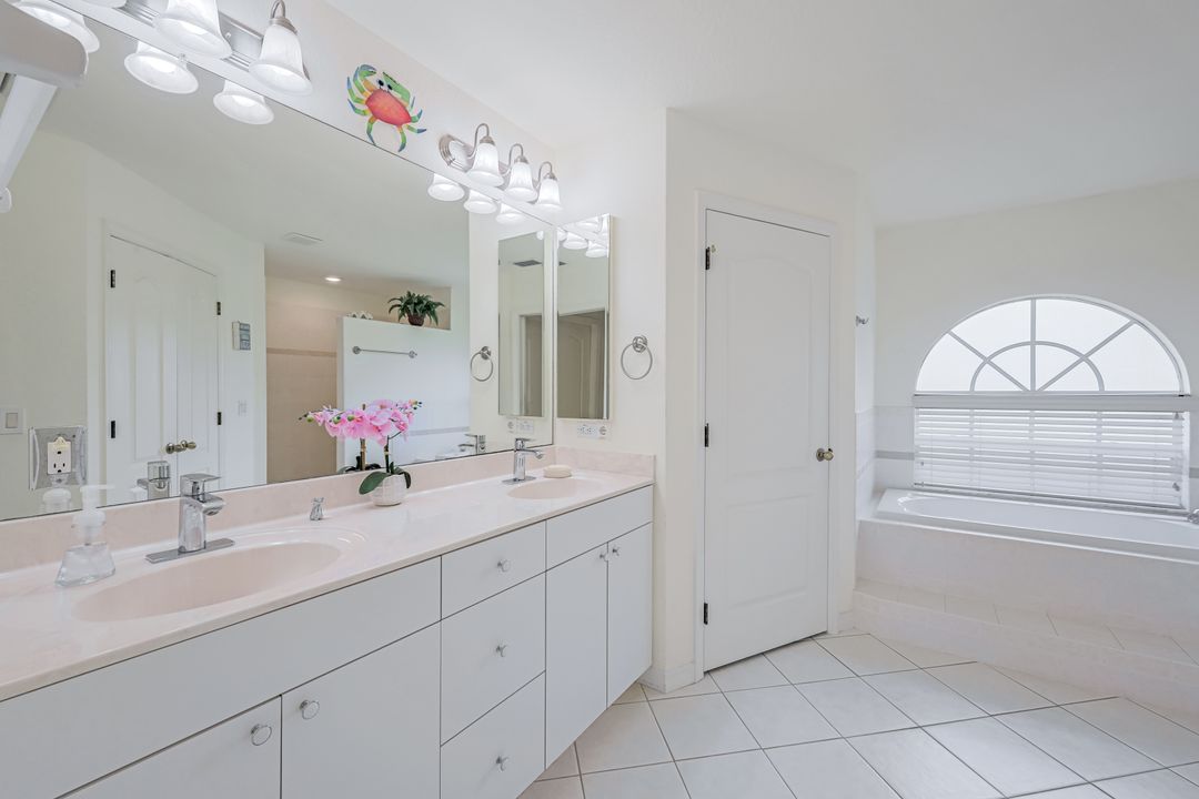 124 NE 6th St, Cape Coral, FL 33909