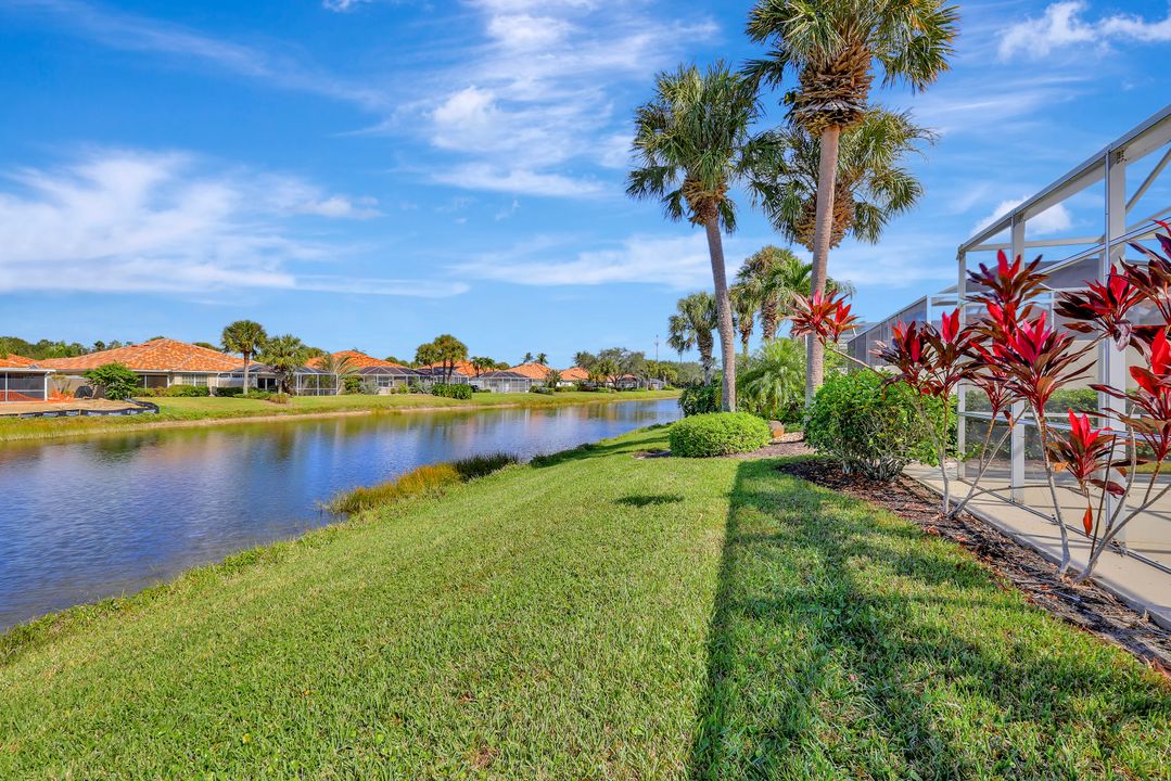 4917 San Pablo Ct, Naples, FL 34109