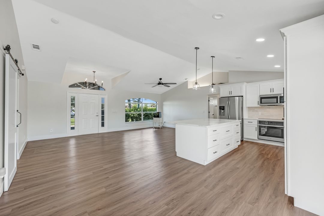 3857 39th Ave NE, Naples, FL 34120