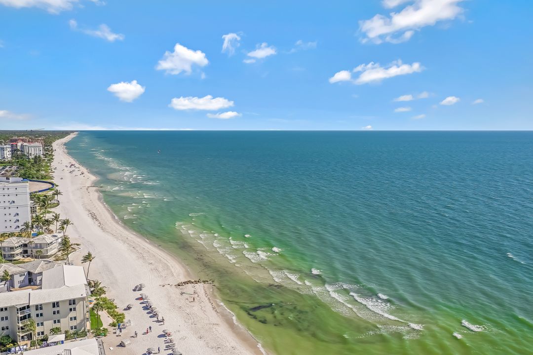 350 Rudder Rd, Naples, FL 34102