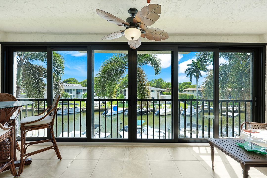 1400 Blue Point Ave #202, Naples, FL 34102