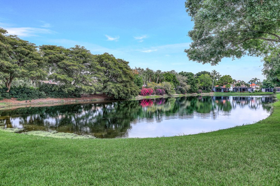 8793 Ventura Way, Naples, FL 34109