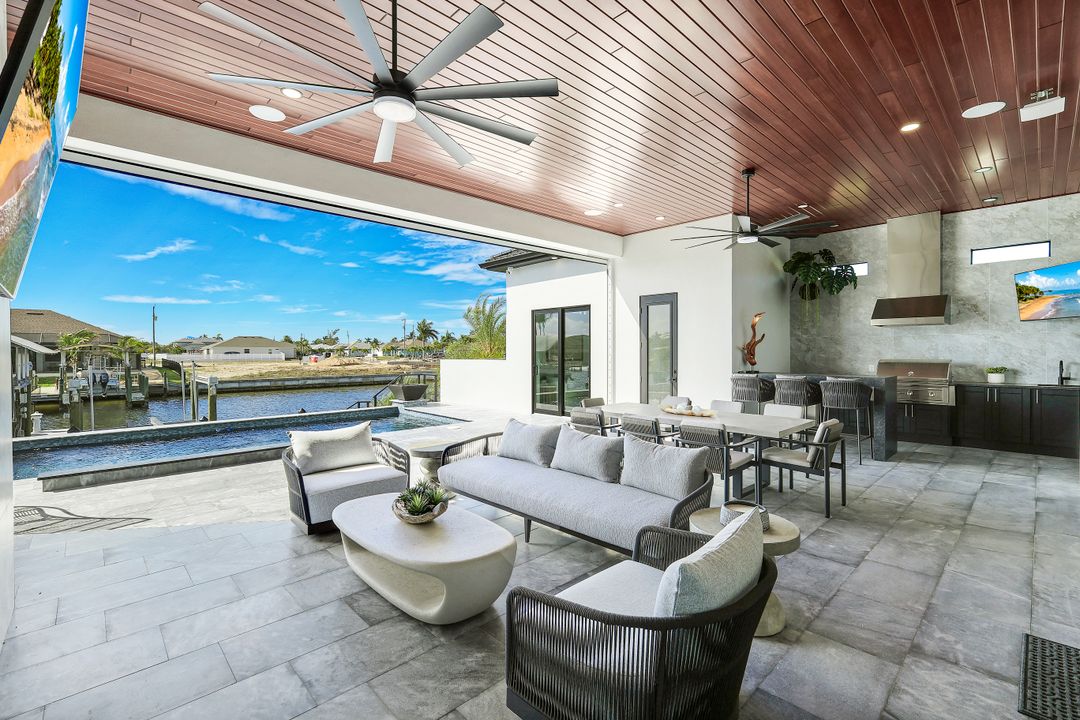 3806 NW 4th St, Cape Coral, FL 33993