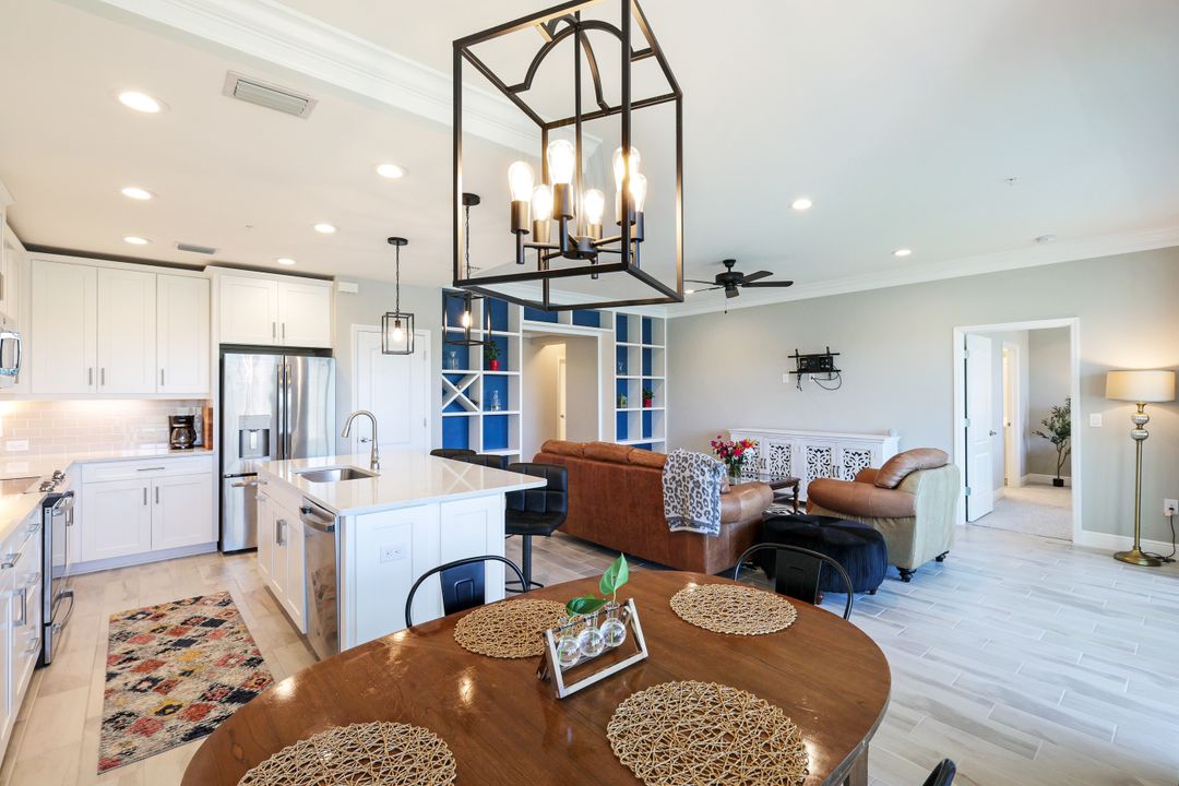 2319 Sawyers Hill Rd #703, Naples, FL 34120