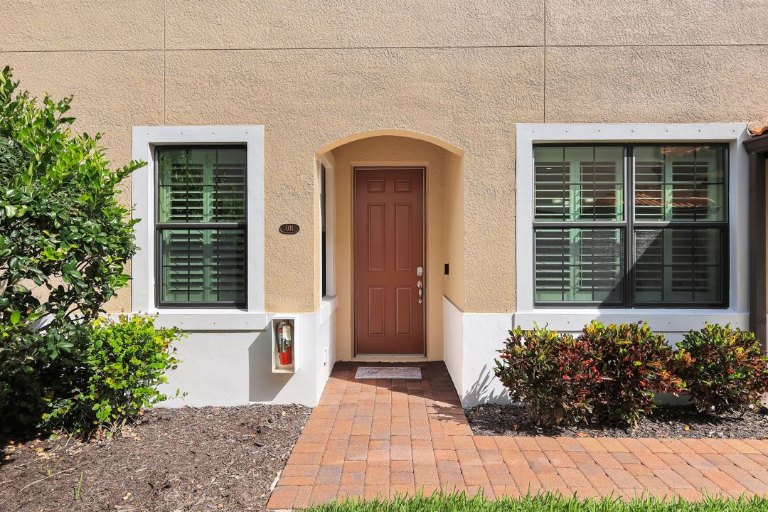 26193 Palace Ln #101, Bonita Springs, FL 34135
