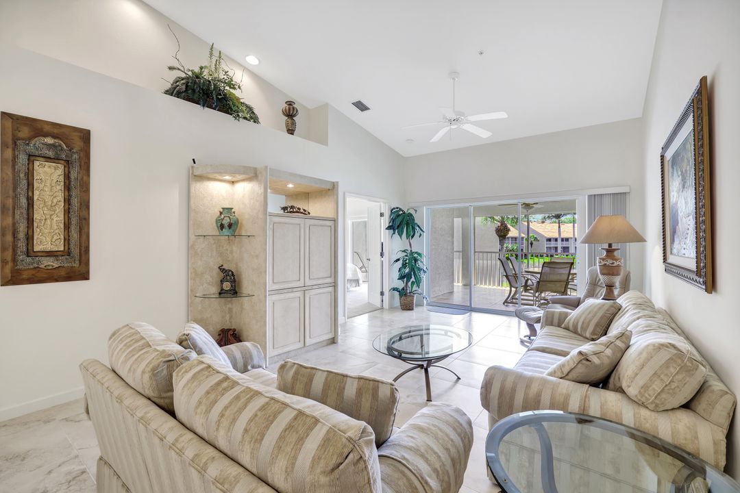 2370 Magnolia Ave #2, Naples, FL 34112