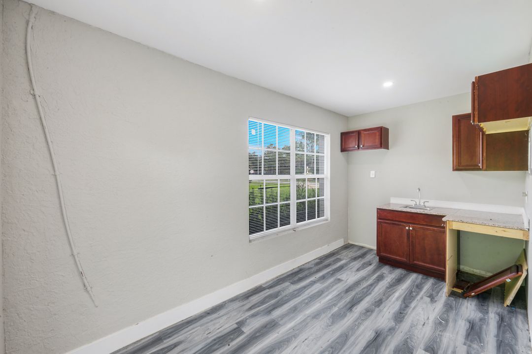 1795 Desoto Blvd S, Naples, FL 34117