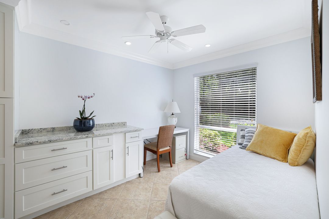 1250 Yesica Ann Cir, Naples, FL 34110