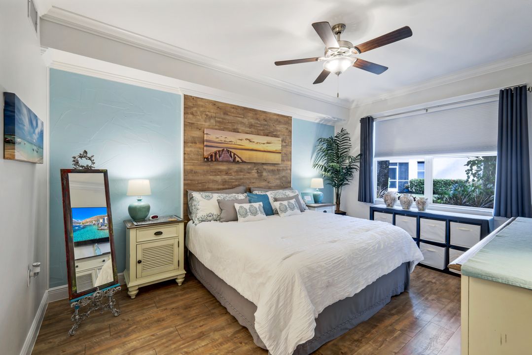 1118 Sweetwater Ln #1301, Naples, FL 34110