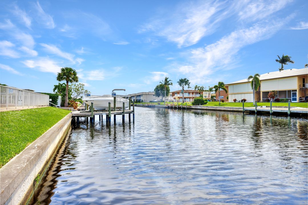 912 SE 46th St #202, Cape Coral, FL 33904