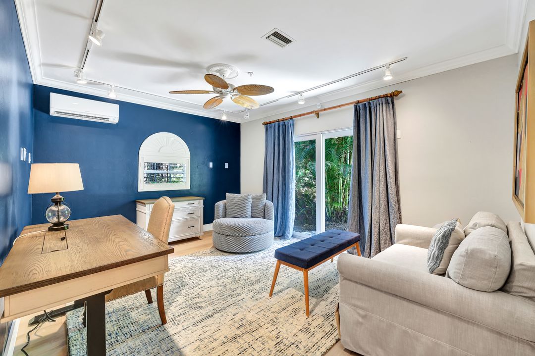 3822 Survey Cir, Bonita Springs, FL 34134