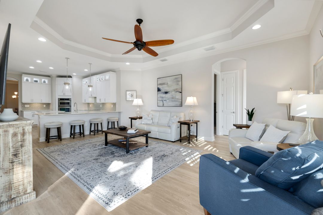 9356 Slate Ct, Naples, FL 34120