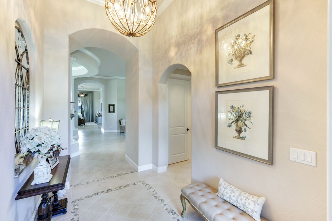 9928 Casabella Way, Bonita Springs, FL 34135