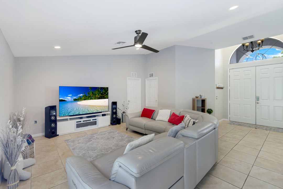 3109 NE 6th Pl, Cape Coral, FL 33909