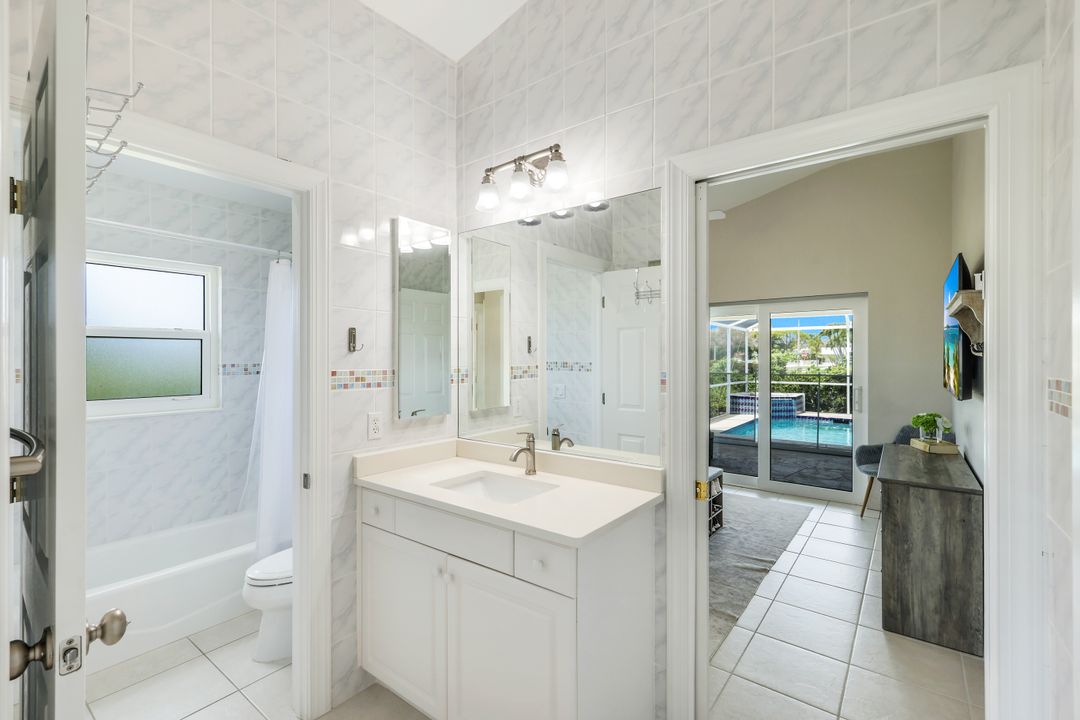 1390 Wayne Ave, Marco Island, FL 34145