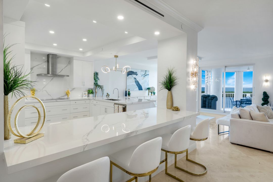 275 Indies Way #1503, Naples, FL 34110