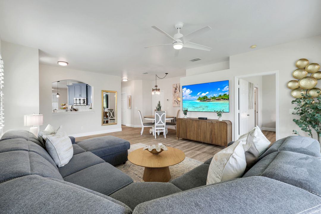 5936 Sand Wedge Ln #1604, Naples, FL 34110