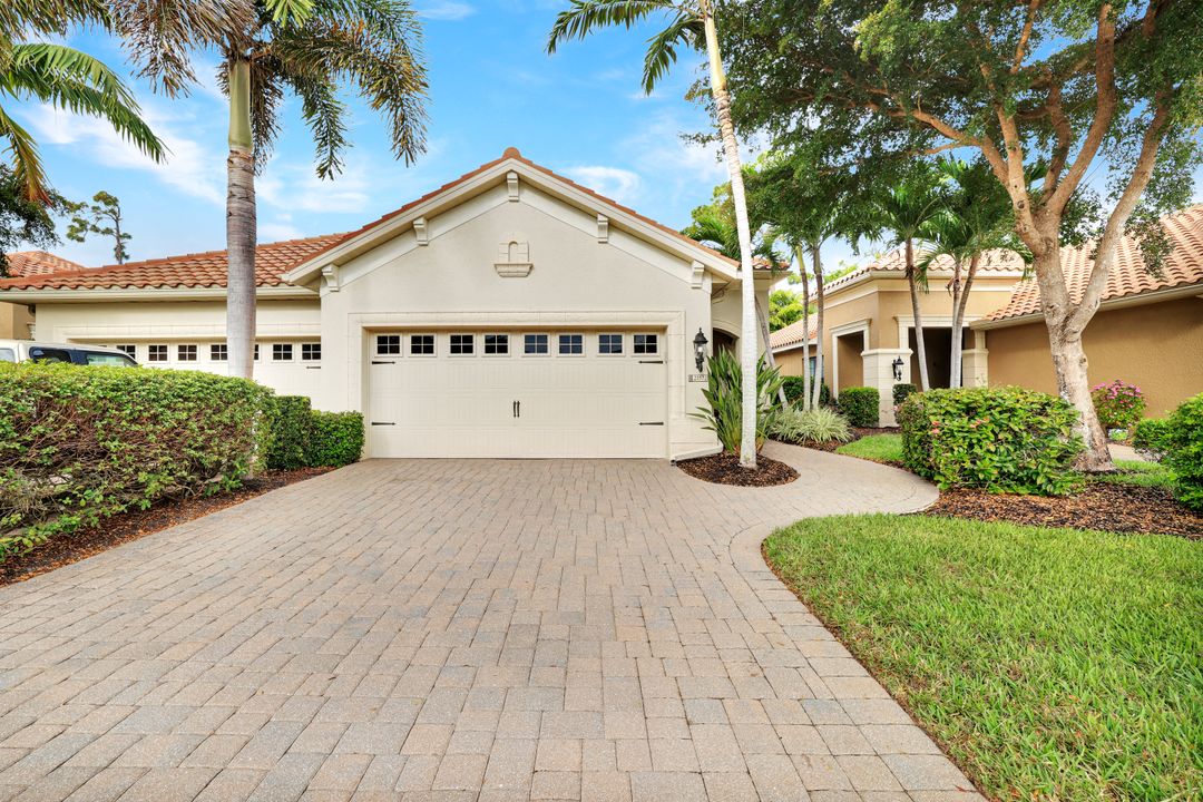 21572 Cascina Dr, Estero, FL 33928