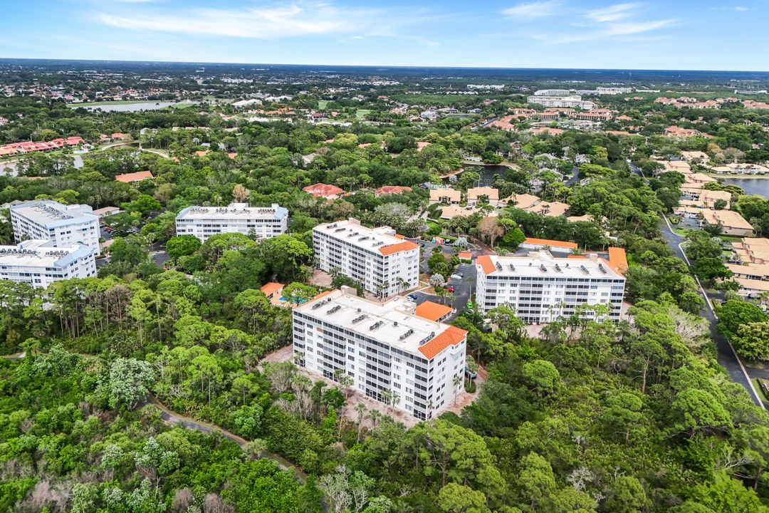 15171 Cedarwood Ln #3105, Naples, FL 34110