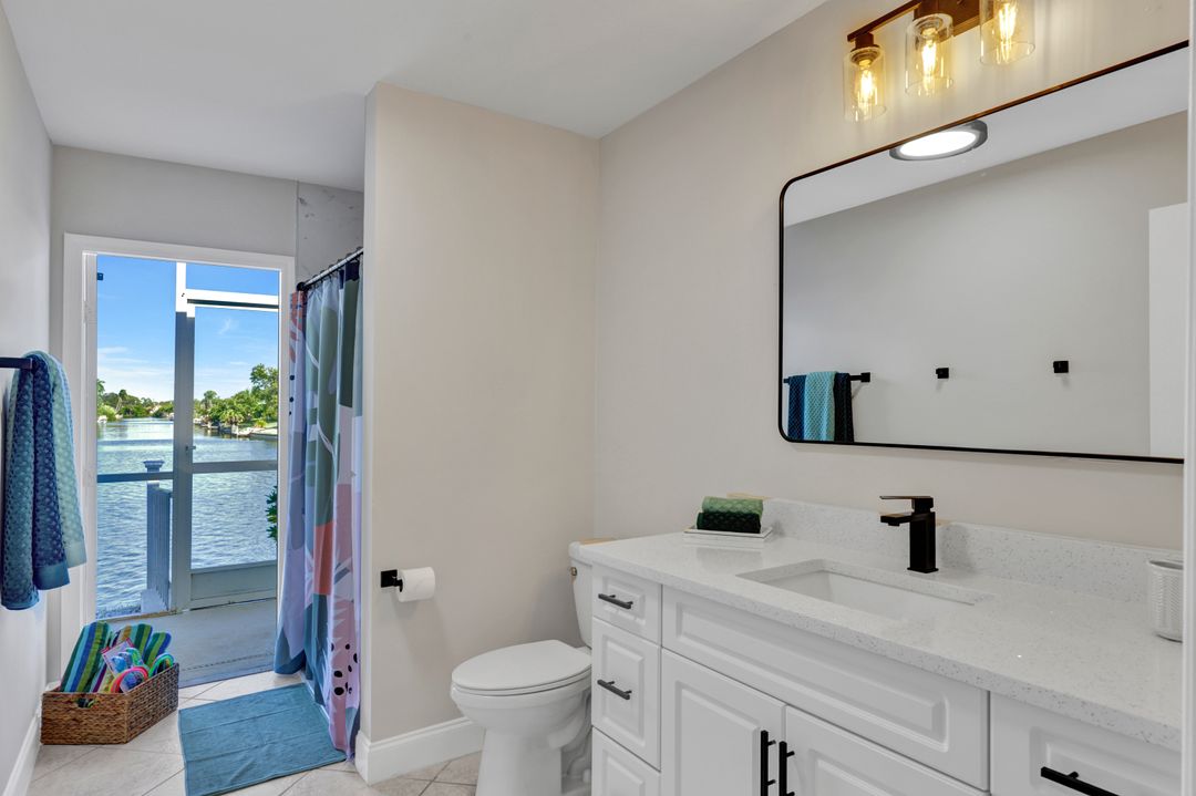 213 SE 20th Ct, Cape Coral, FL 33990