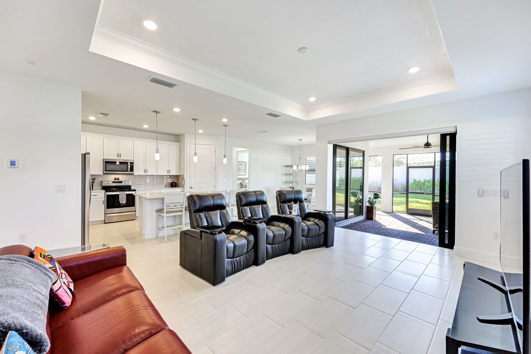 11001 Addison Lk Cir, Fort Myers, FL 33966