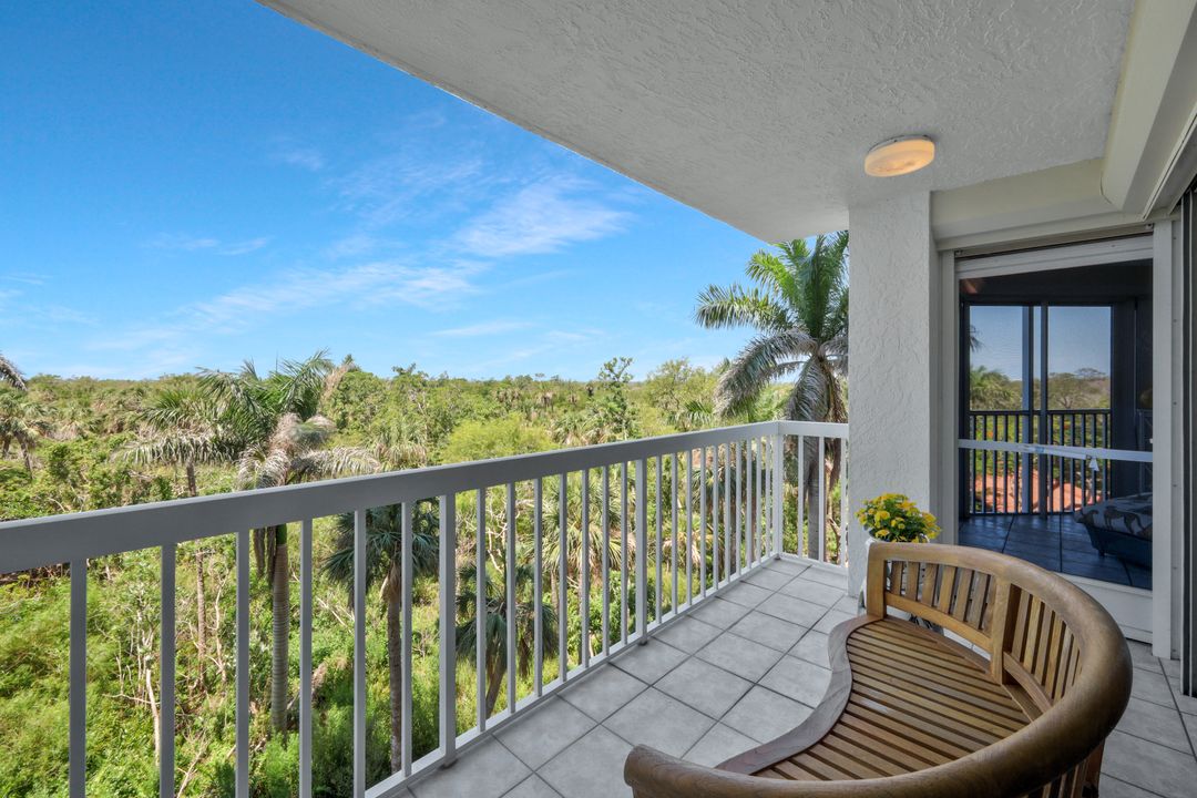 6573 Marissa Loop #303, Naples, FL 34108