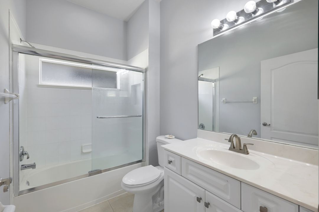 8616 Ibis Cove Cir, Naples, FL 34119