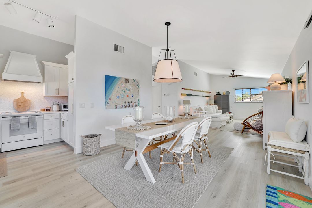390 Waterleaf Ct, Marco Island, FL 34145