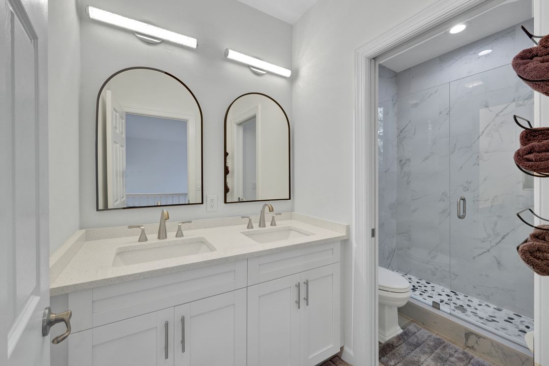 20001 Seadale Ct, Estero, FL 33928