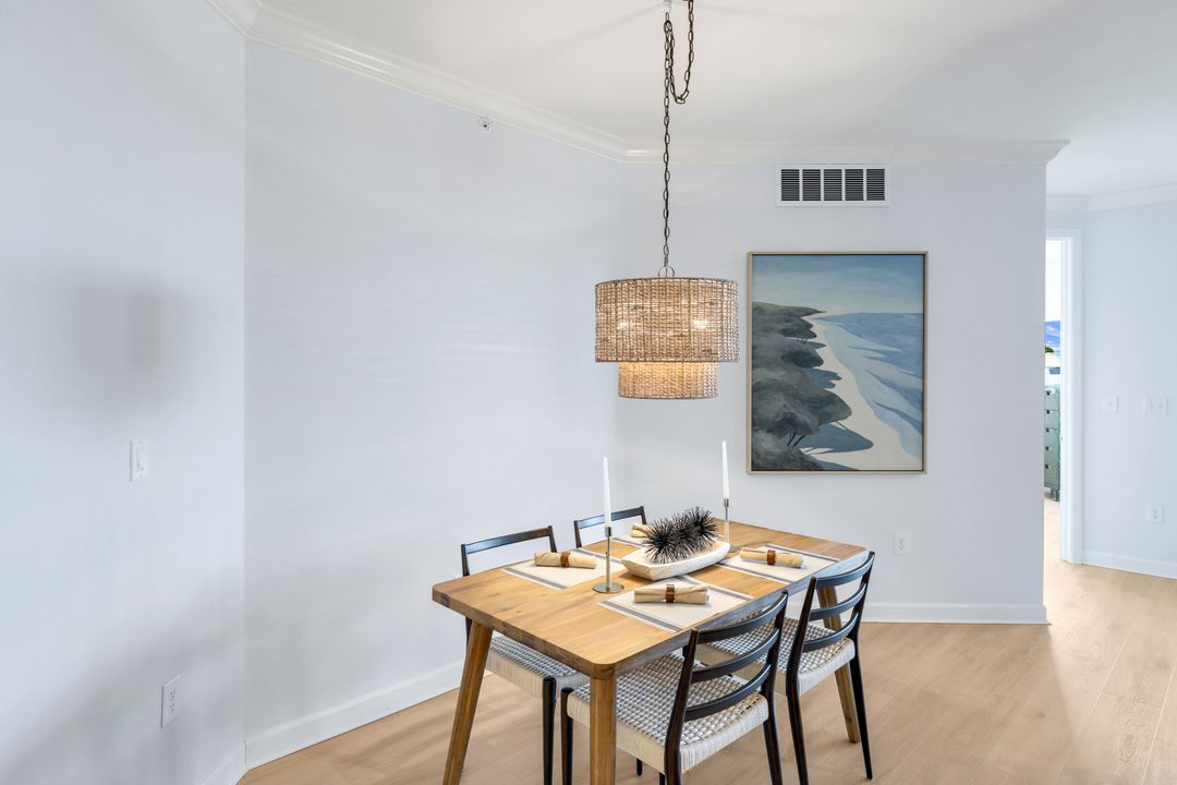 325 Dunes Blvd #604, Naples, FL 34110