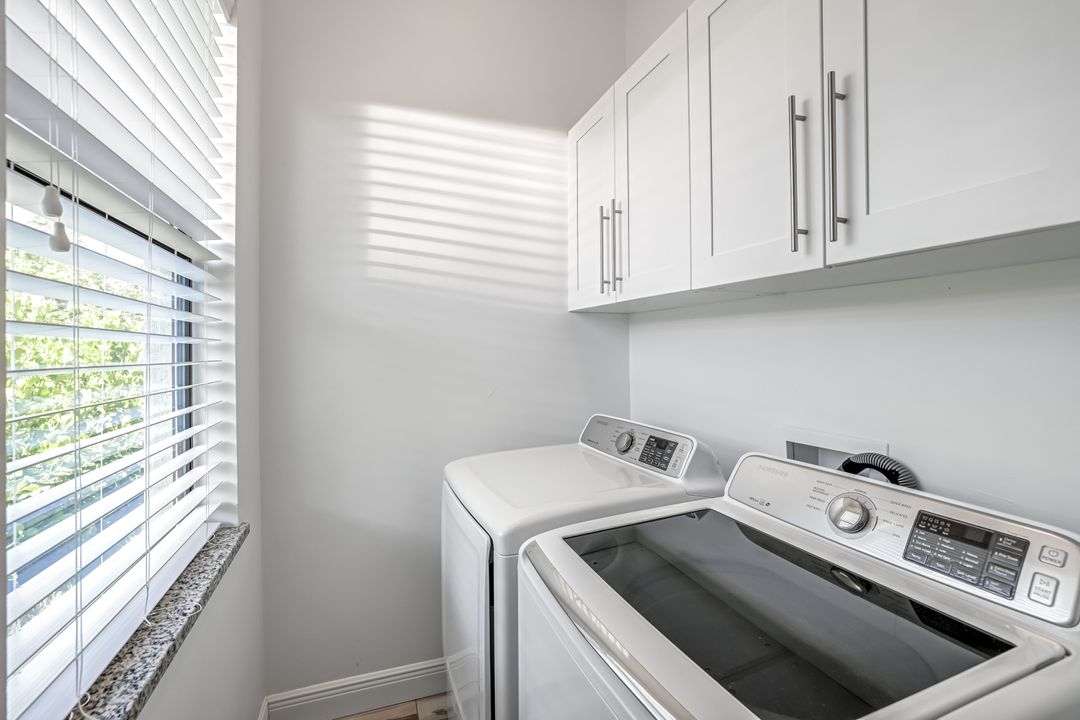 3980 Full Moon Ct, Naples, FL 34112