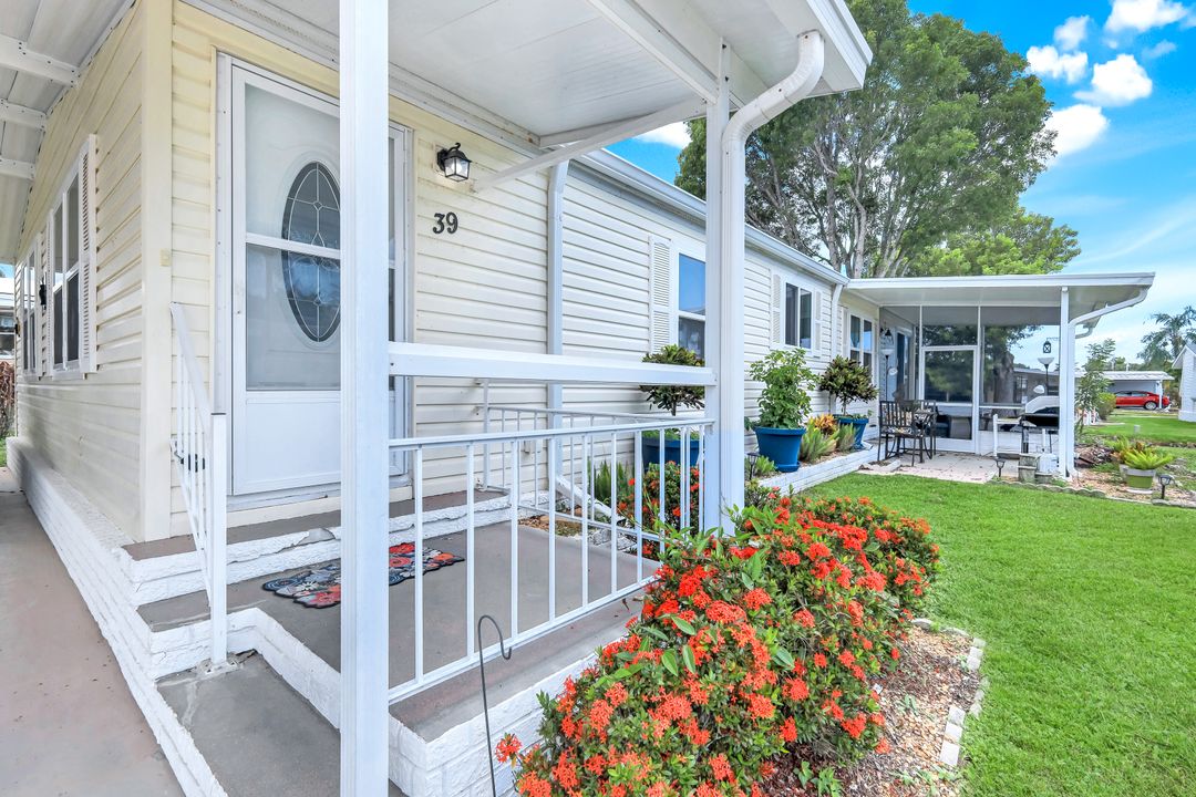 39 Umber Ct, Fort Myers, FL 33908